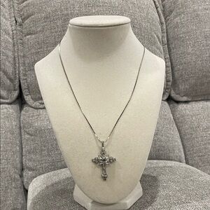 Elegant Silver Cross Pendant Necklace